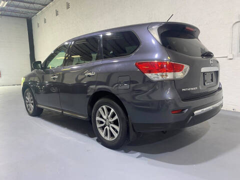 2014 Nissan Pathfinder SV