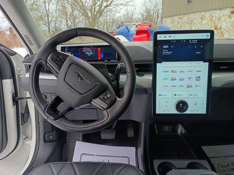 2021 Ford Mustang Mach-E Select