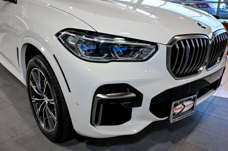 2022 BMW X5 M50i