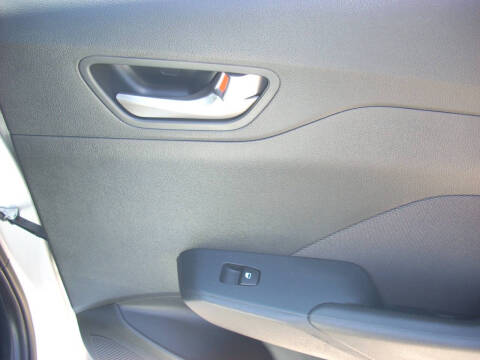 2022 Hyundai Accent SE