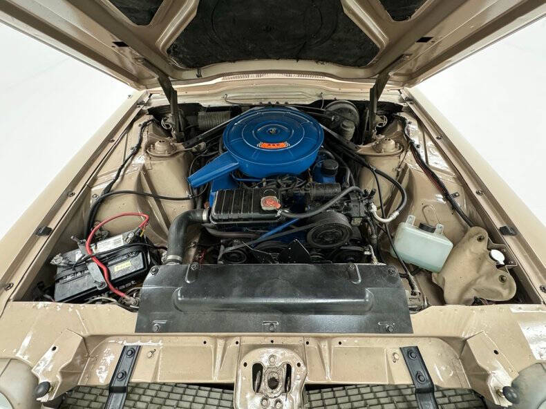 1966 Ford Thunderbird