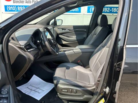 2022 Buick Enclave Essence