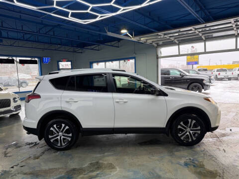 2016 Toyota RAV4 LE