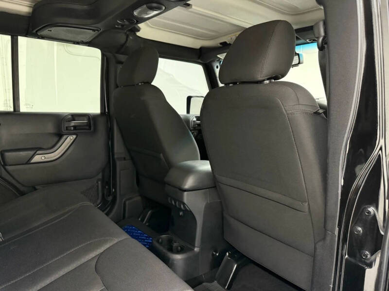 2016 Jeep Wrangler Unlimited Sport S