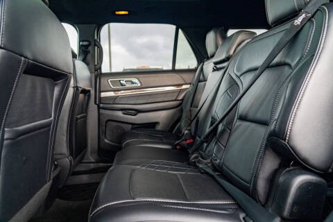 2017 Ford Explorer Platinum