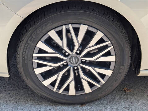 2023 Nissan Altima 2.5 SV