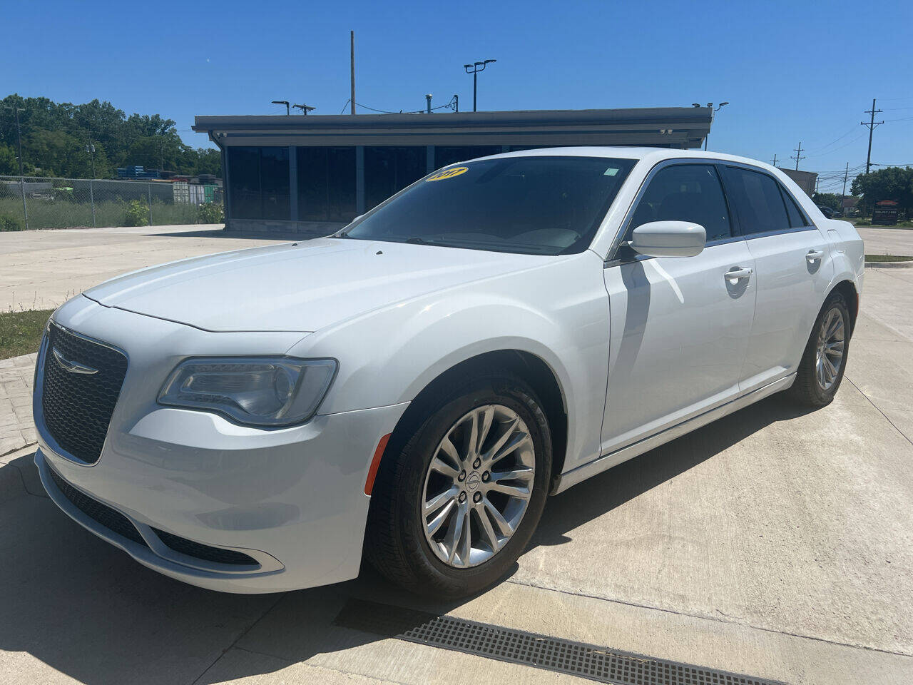 2017 Chrysler 300 for sale at ORCHARD LAKE AUTO SALES INC in Farmington Hills, MI