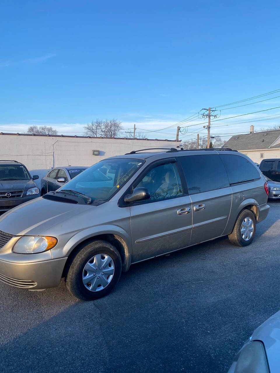 2005 Chrysler Town and Country for sale at Endless auto in Blue Island, IL