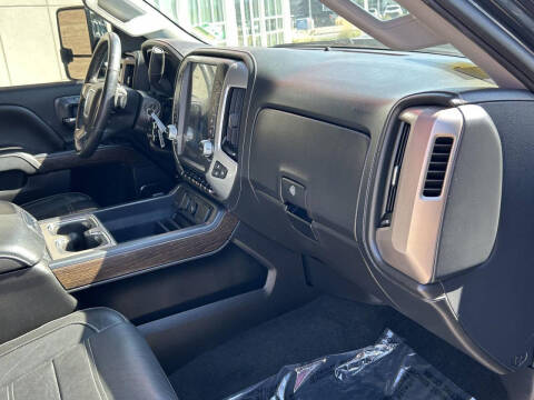 2018 GMC Sierra 2500HD Denali