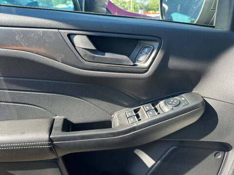 2025 Ford Escape Active