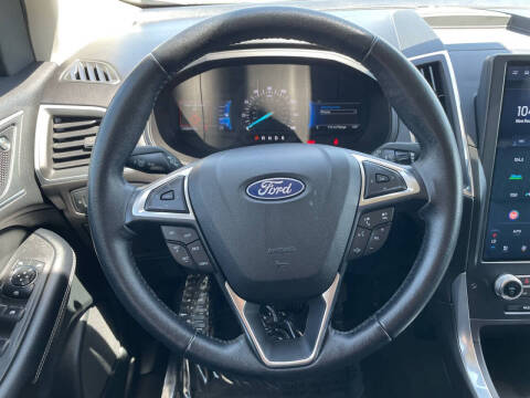 2023 Ford Edge Titanium