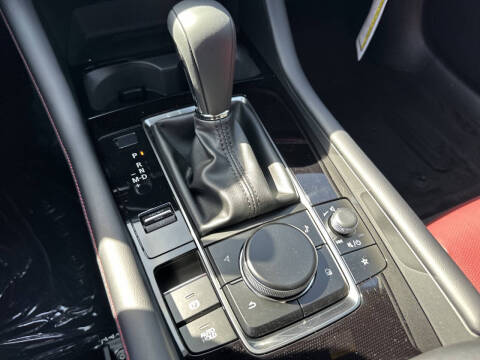 2025 Mazda Mazda3 Hatchback 2.5 S Carbon Edition