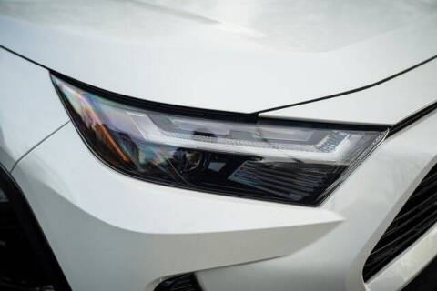 2022 Toyota RAV4 Hybrid SE