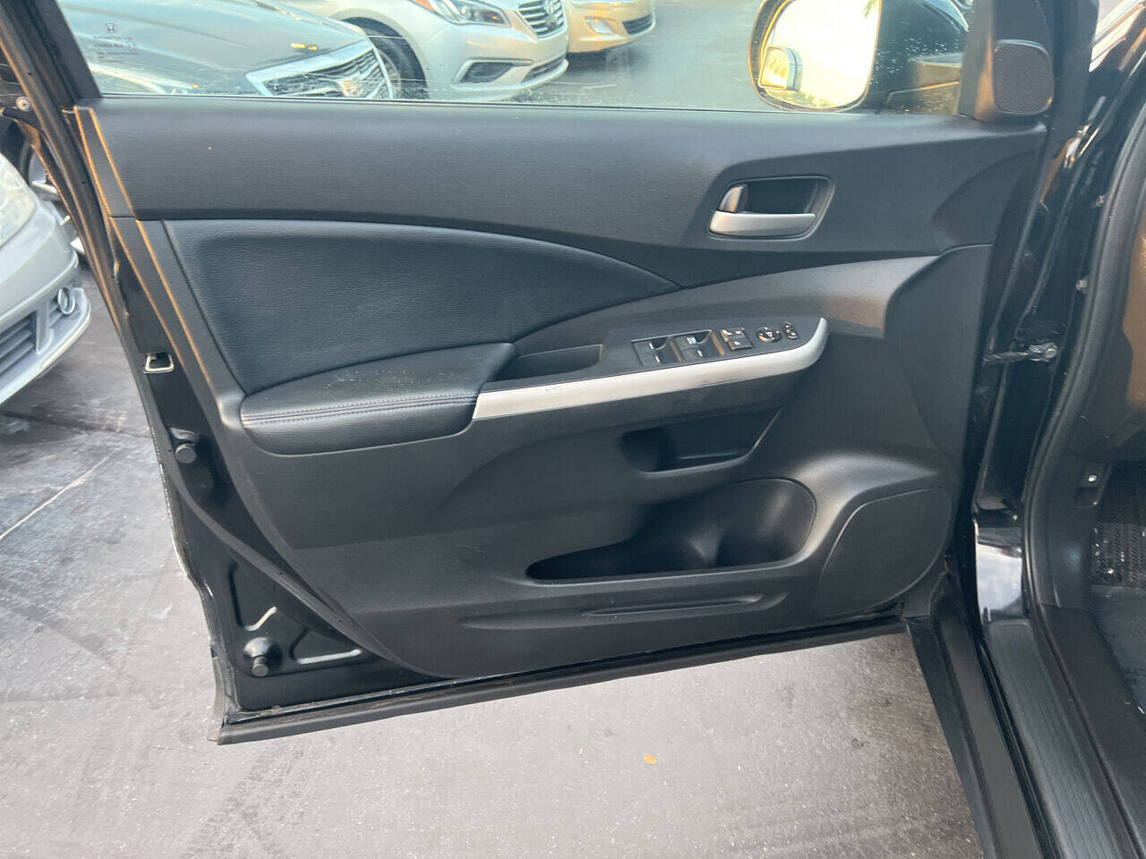 2012 Honda CR-V  - $11,900