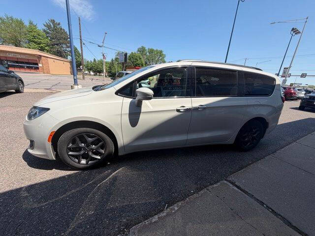 2020 Chrysler Pacifica Touring L Plus