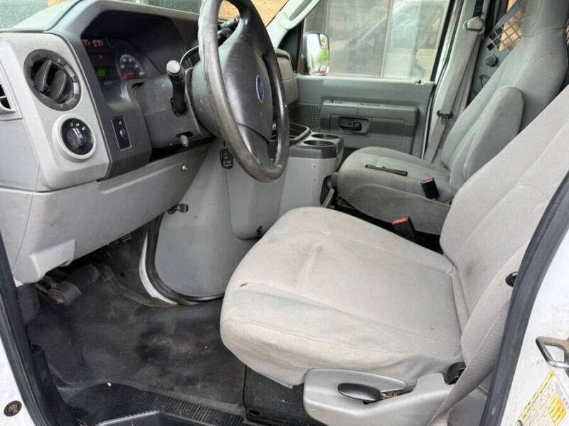 2013 Ford E-Series E-150