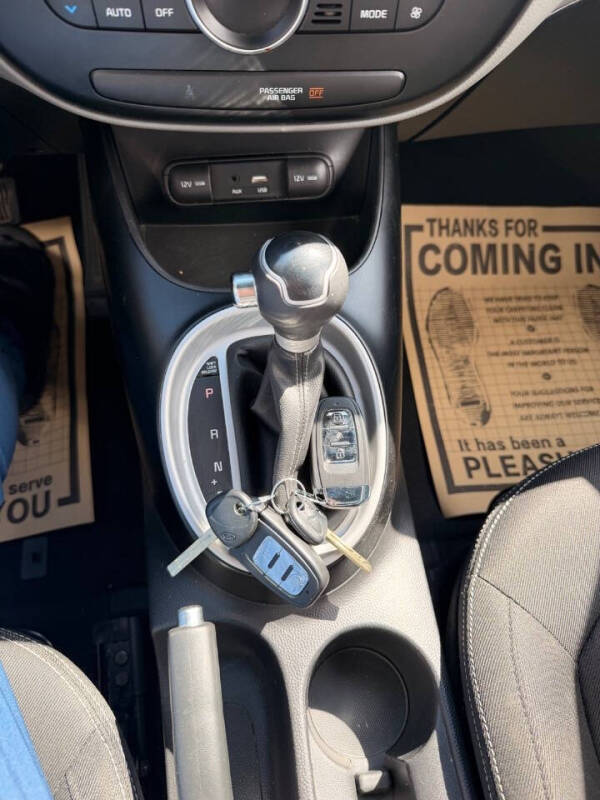 2017 Kia Soul +