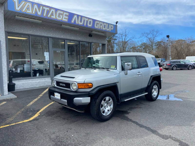 2007 Toyota FJ Cruiser for sale at Vantage Auto Group in Brick NJ