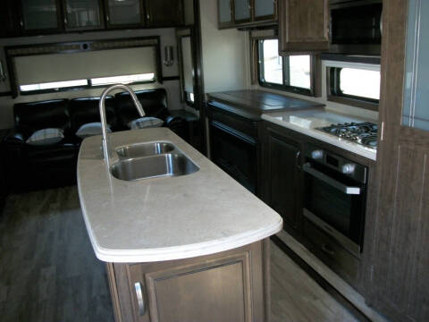 2019 Grand Design RV Solitude 373FB