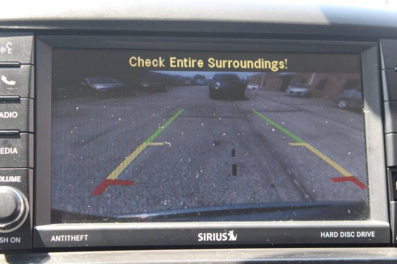 2015 Chrysler Town and Country Touring-L