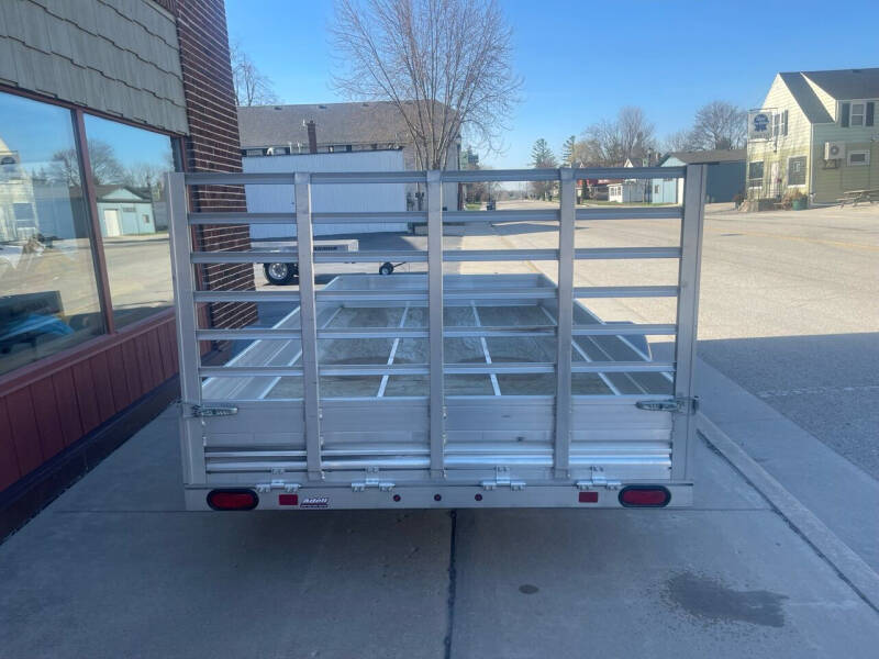 2022 Karavan UTILITY