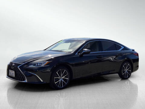 2023 Lexus ES 300h