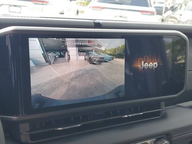 2025 Jeep Gladiator High Tide