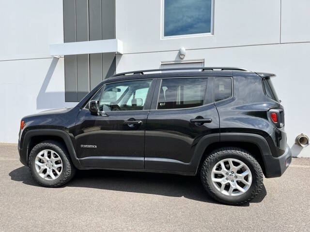 Used 2018 Jeep Renegade Latitude with VIN ZACCJABB5JPH22218 for sale in Peoria, AZ