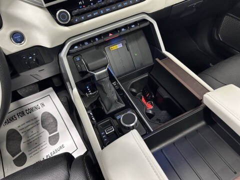 2024 Toyota Sequoia Capstone