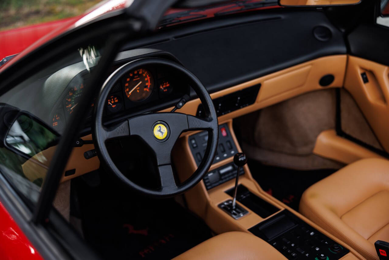 1989 Ferrari Mondial 26