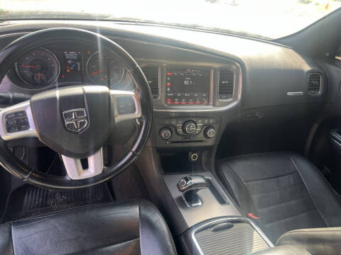 2012 Dodge Charger SXT