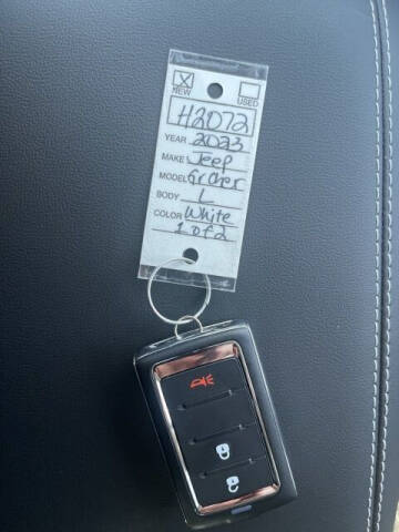 2023 Jeep Grand Cherokee L Laredo