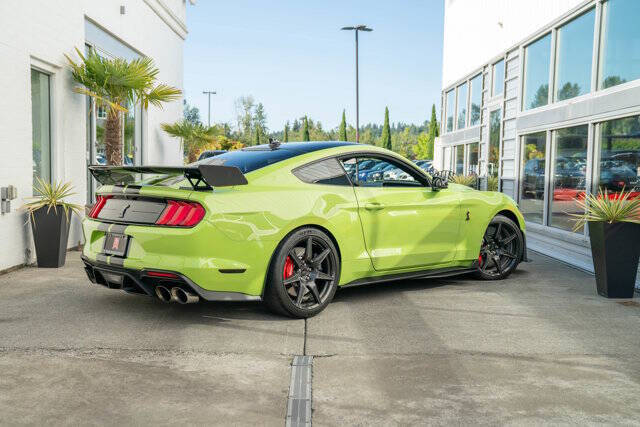 2020 Ford Mustang 10