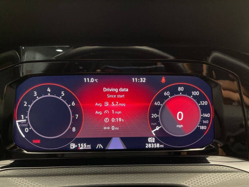 2022 Volkswagen Golf GTI S