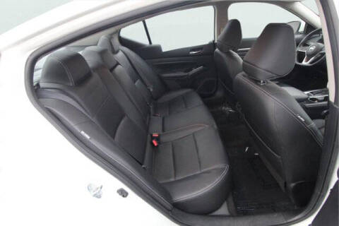 2022 Nissan Altima 2.5 Platinum