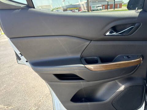 2019 GMC Acadia SLE-2