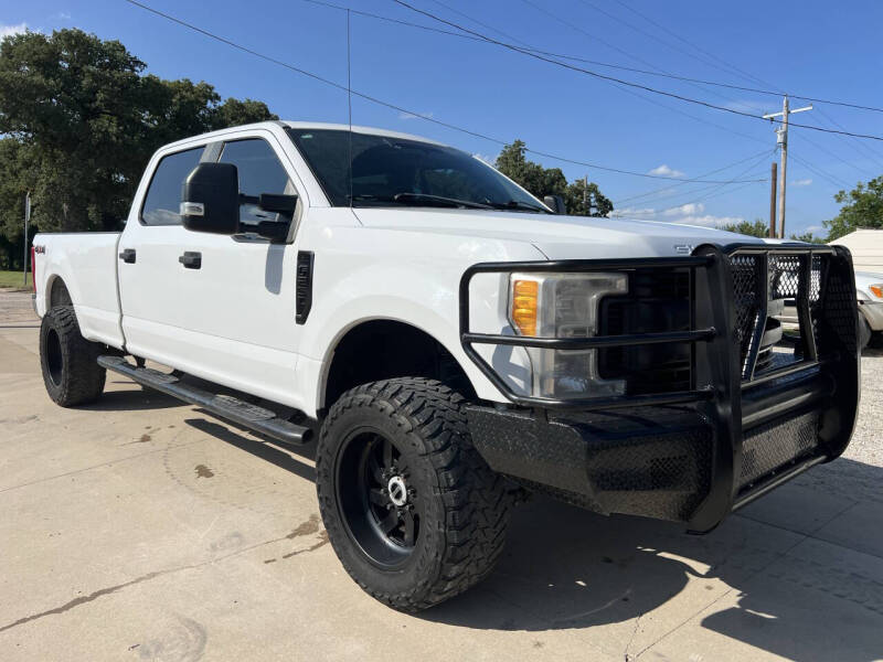 2017 Ford F-250 Super Duty XL's photo