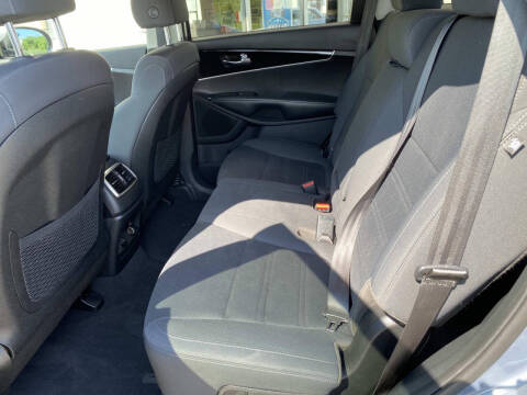 2019 Kia Sorento LX