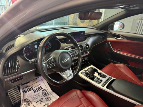 2022 Kia Stinger