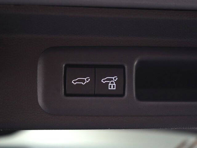 2025 Toyota Sequoia Platinum