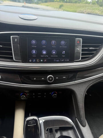 2020 Buick Enclave Essence