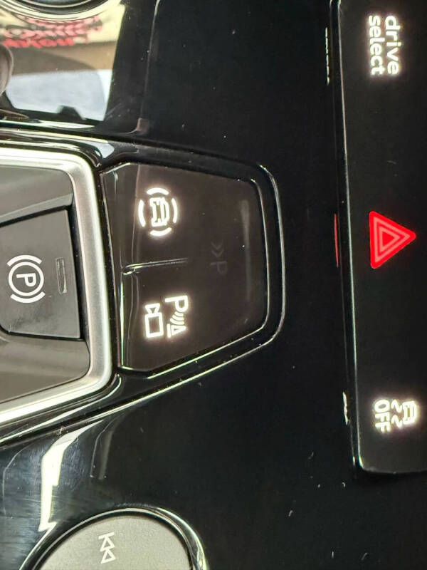 2024 Audi Q4 e-tron quattro Prestige 50