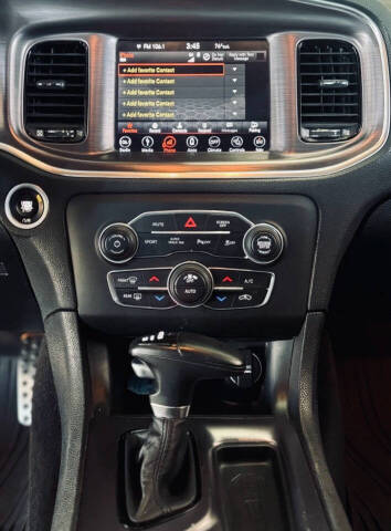 2018 Dodge Charger SXT Plus