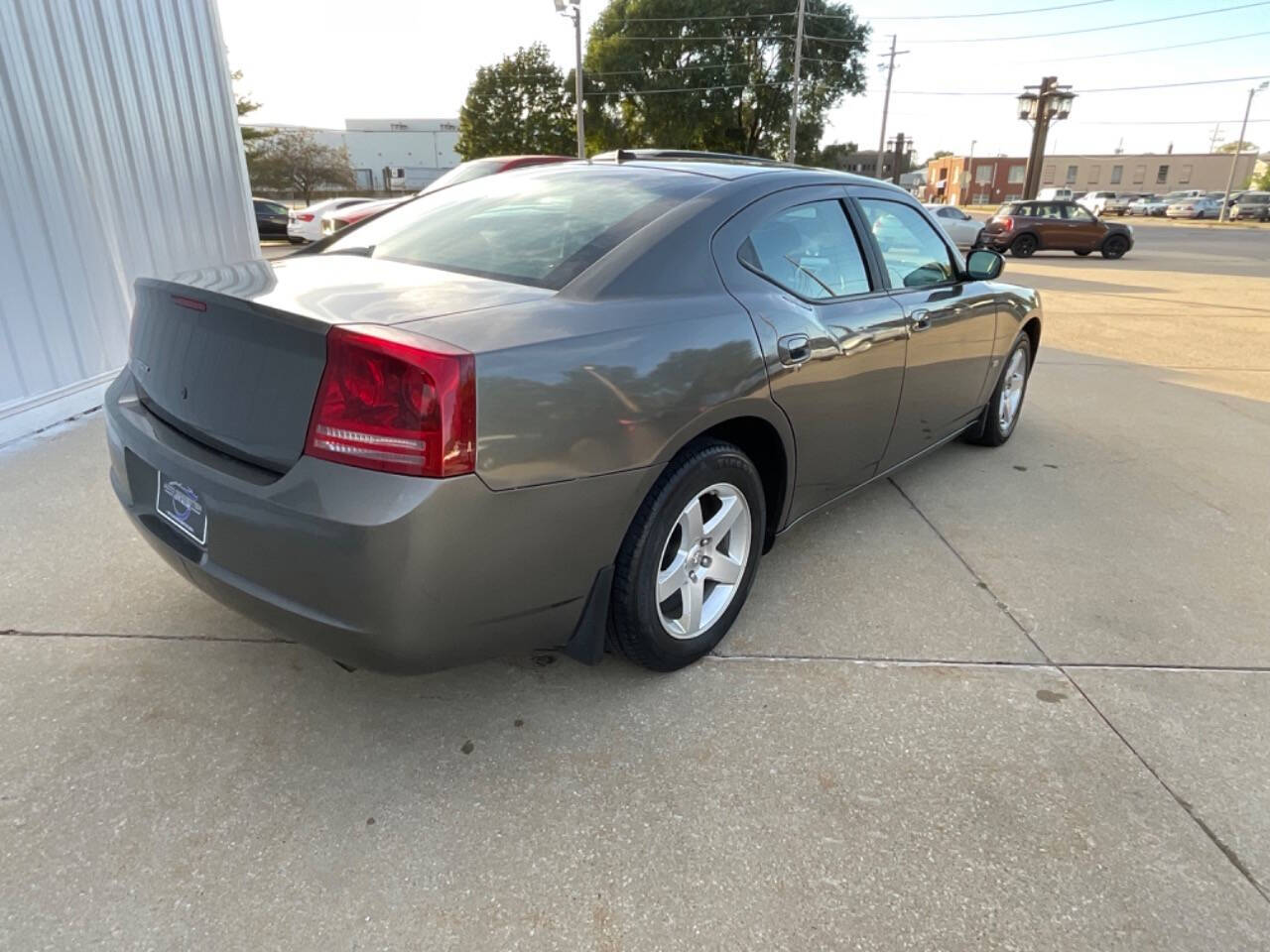 2008 Dodge Charger for sale at Auto Connection in Waterloo, IA