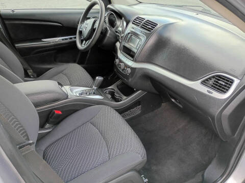 2018 Dodge Journey SE