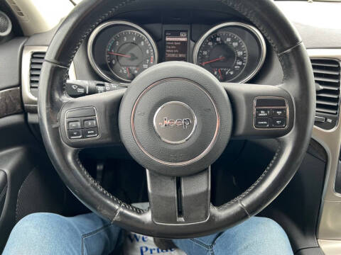 2011 Jeep Grand Cherokee Laredo