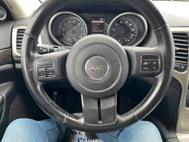 2011 Jeep Grand Cherokee Laredo