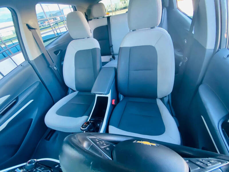 2017 Chevrolet Bolt EV LT