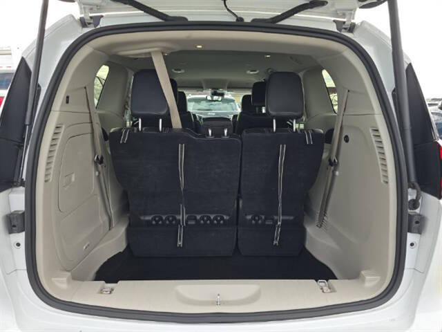 2024 Chrysler Pacifica Plug-In Hybrid