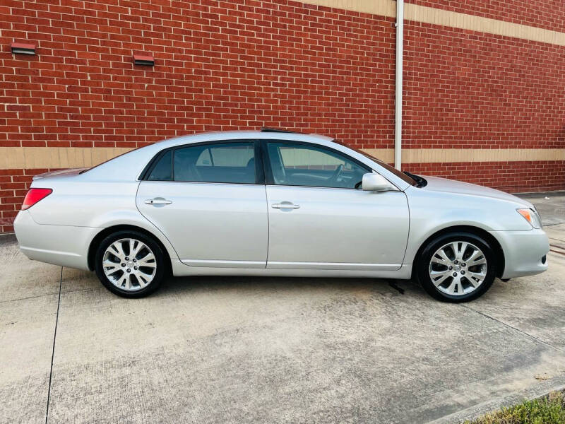 2008 Toyota Avalon Touring photo 19